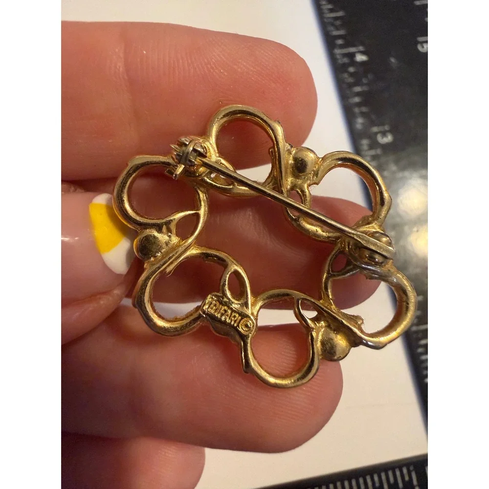 Trifari Gold Tone Faux Pearl Wreath Brooch Pin Openwork Interlocking Loops